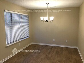 10900 Huntington Rd in Frisco, TX - Foto de edificio - Building Photo