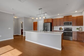 CenterPointe Apartments in Camp Hill, PA - Foto de edificio - Building Photo