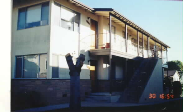 Haskins Apartments in Ventura, CA - Building Photo - Building Photo