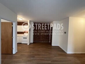 82 S Huntington Ave in Boston, MA - Building Photo - Building Photo