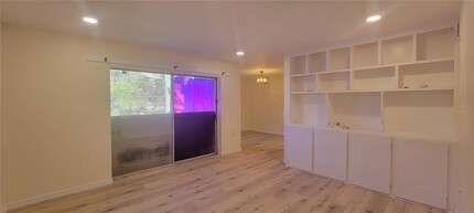3775 40th Ln S in St. Petersburg, FL - Building Photo - Building Photo