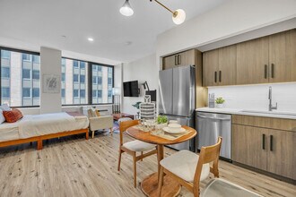 95 Wall St in New York, NY - Building Photo - Building Photo