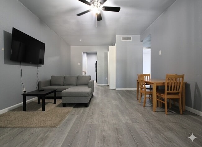 260 El Dorado Blvd in Webster, TX - Building Photo - Building Photo