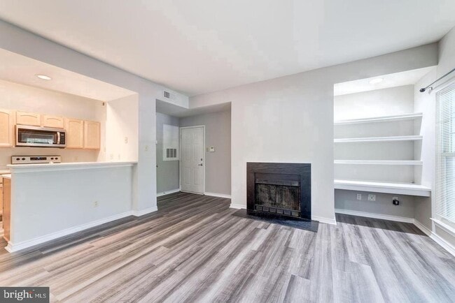 3903 Penderview Dr in Fairfax, VA - Building Photo - Building Photo