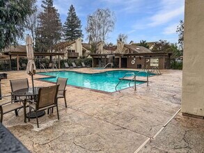 3700 Tully Rd in Modesto, CA - Building Photo - Building Photo