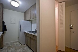 1455 Commonwealth Ave in Boston, MA - Building Photo - Building Photo