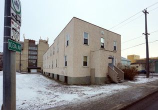 10305 95th St NW in Edmonton, AB - Building Photo - Building Photo