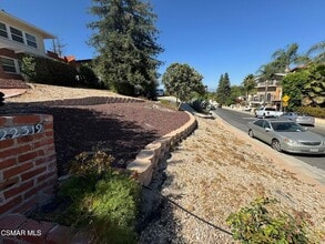 22319 MacFarlane Dr in Los Angeles, CA - Building Photo - Building Photo