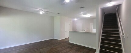 1573 Biscayne Bay Dr in Jacksonville, FL - Building Photo - Building Photo