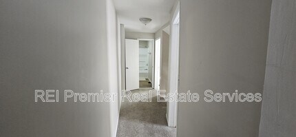 933 N Dearborn St in Indianapolis, IN - Building Photo - Building Photo