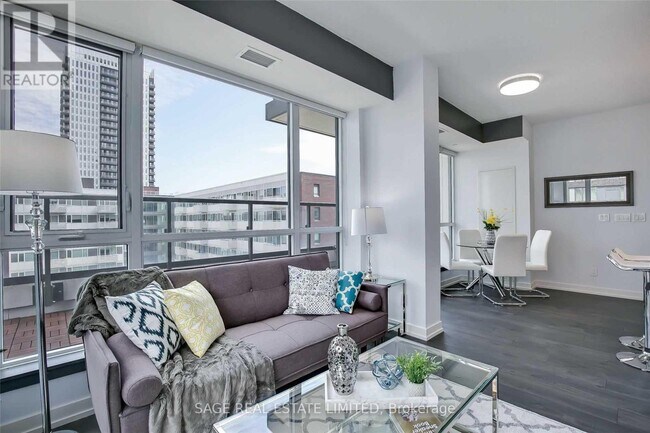 200 Sackville St in Toronto, ON - Building Photo - Building Photo