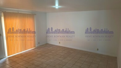 2409 Fleetwood St in San Diego, CA - Building Photo - Building Photo