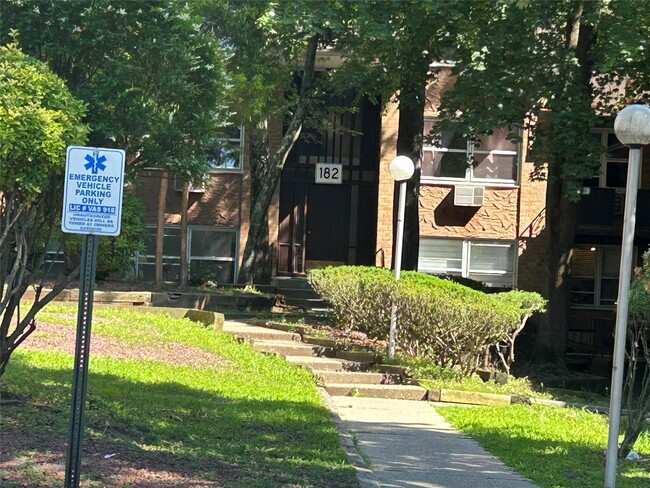 property at 182 Kearsing Pkwy