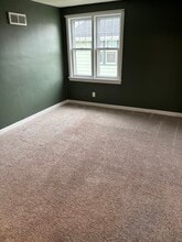 419 Edward St, Unit 419 in Burlington, WI - Foto de edificio - Building Photo