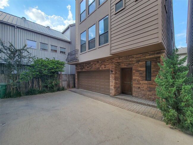 property at 1424 Wilson St