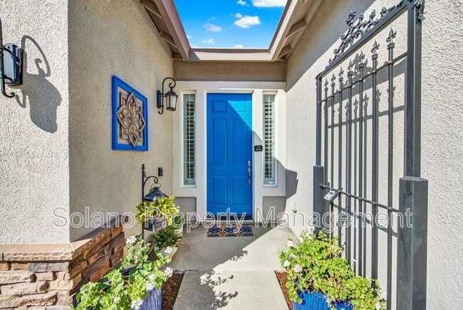 949 Lancaster St in Vacaville, CA - Building Photo - Building Photo
