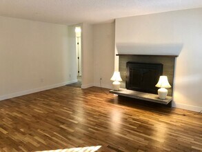 16510 212th Ave NE in Woodinville, WA - Building Photo - Building Photo