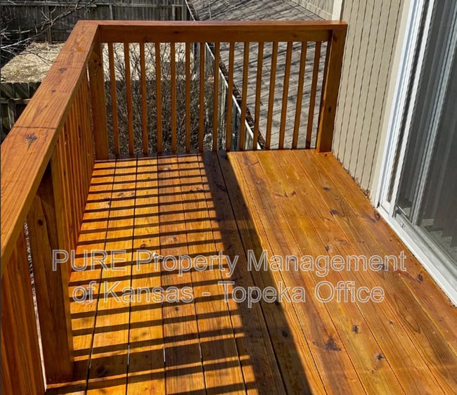 5433 SW Sena Dr in Topeka, KS - Building Photo - Building Photo