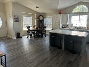 1 Metate Ln in Poway, CA - Building Photo - Building Photo