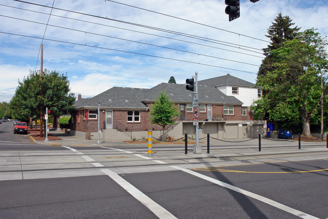 Terry Garden in Portland, OR - Building Photo