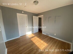 931 W Lovell St in Kalamazoo, MI - Building Photo - Building Photo