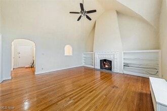 15610 Van Aken Blvd in Shaker Heights, OH - Building Photo - Building Photo