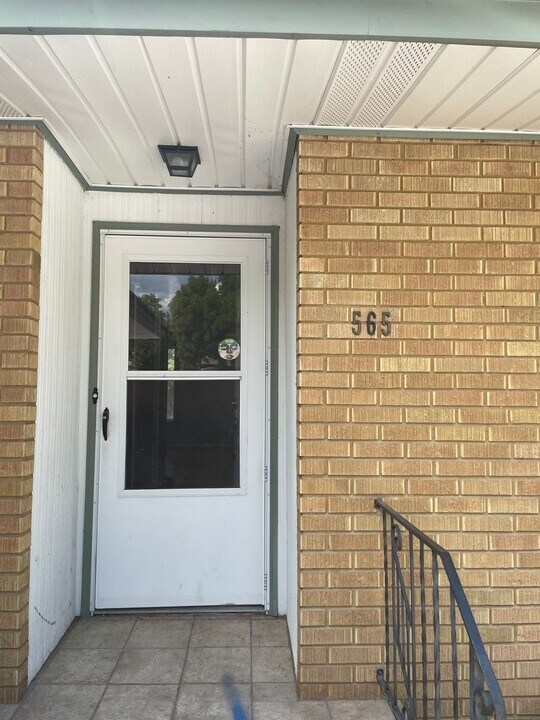 565 S 19th Ave in Pocatello, ID - Building Photo