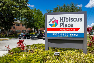 Hibiscus Place Apartments in Orlando, FL - Foto de edificio - Building Photo