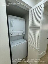 3652 Phinney Ave N-Unit -1 in Seattle, WA - Foto de edificio - Building Photo