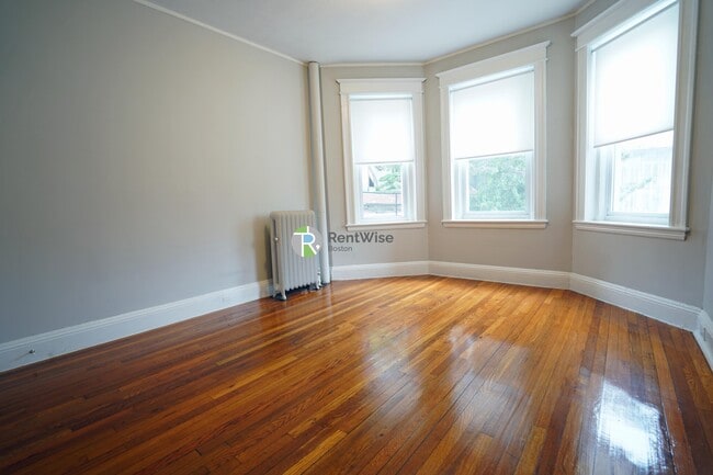 property at 64 Woodstock Ave