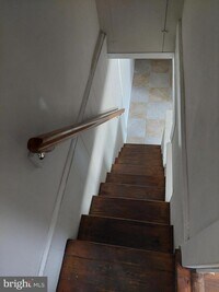 3219 E Monument St photo'