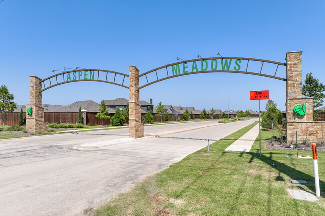 Lennar at Aspen Meadows in Aubrey, TX - Building Photo - Building Photo