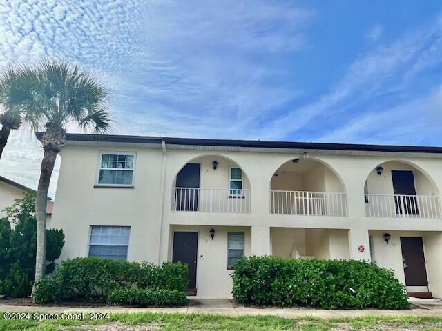 1055 Cheyenne Blvd in Satellite Beach, FL - Foto de edificio