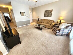 910 Churchill Crossing in Nashville, TN - Building Photo - Building Photo