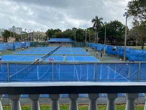 Sans Souci Tennis Apartments in North Miami, FL - Building Photo - Building Photo