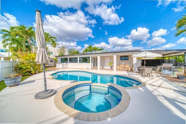 property at 10520 SW 46th Terrace