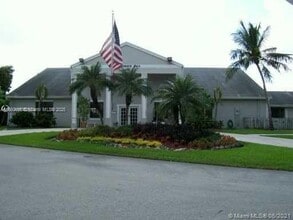 1151 N Liberty Ave in Homestead, FL - Building Photo - Building Photo