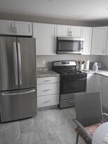 60 Cecilian Ave in Revere, MA - Building Photo