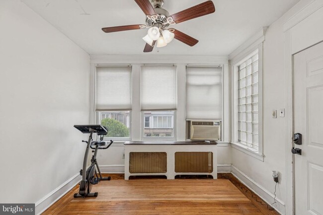 2122 N Wanamaker St in Philadelphia, PA - Building Photo - Building Photo