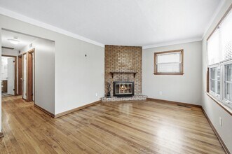 8048 Timken Ave in Warren, MI - Building Photo - Building Photo