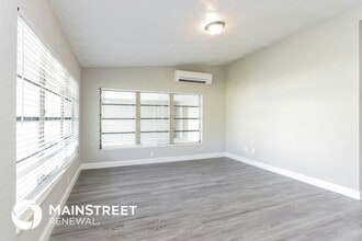 6405 5th St E in Bradenton, FL - Building Photo - Building Photo