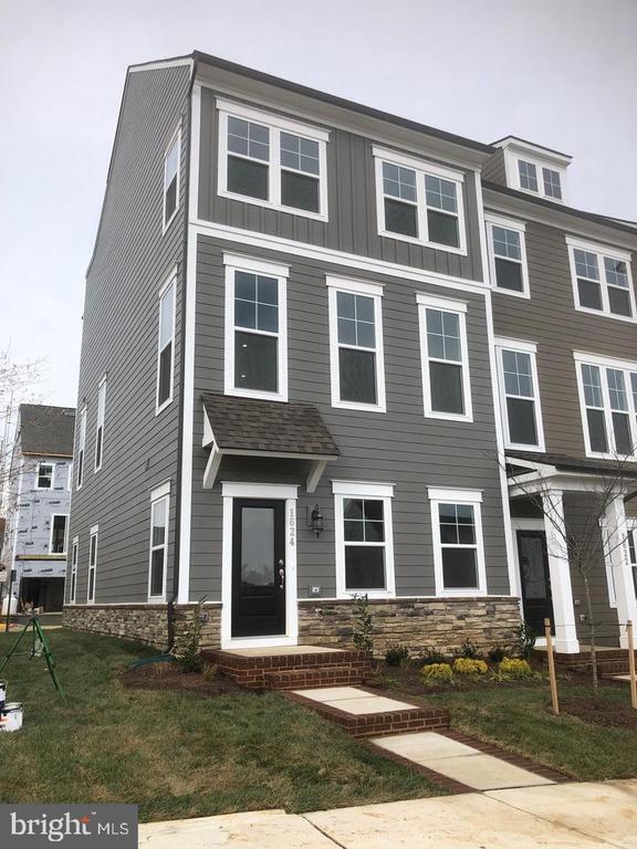property at 1624 Grove Chestnut Rd