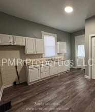 2420 Patee St in St. Joseph, MO - Building Photo - Building Photo