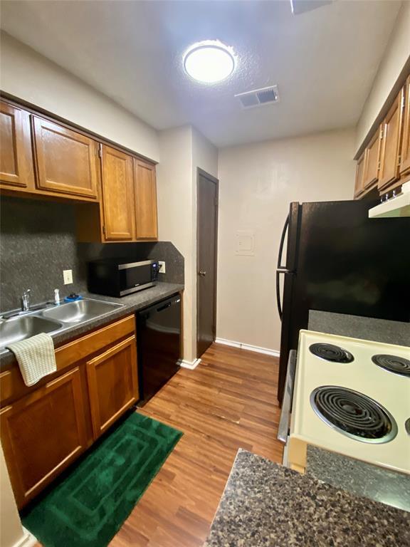 2501 Gulf Fwy in Dickinson, TX - Building Photo - Building Photo