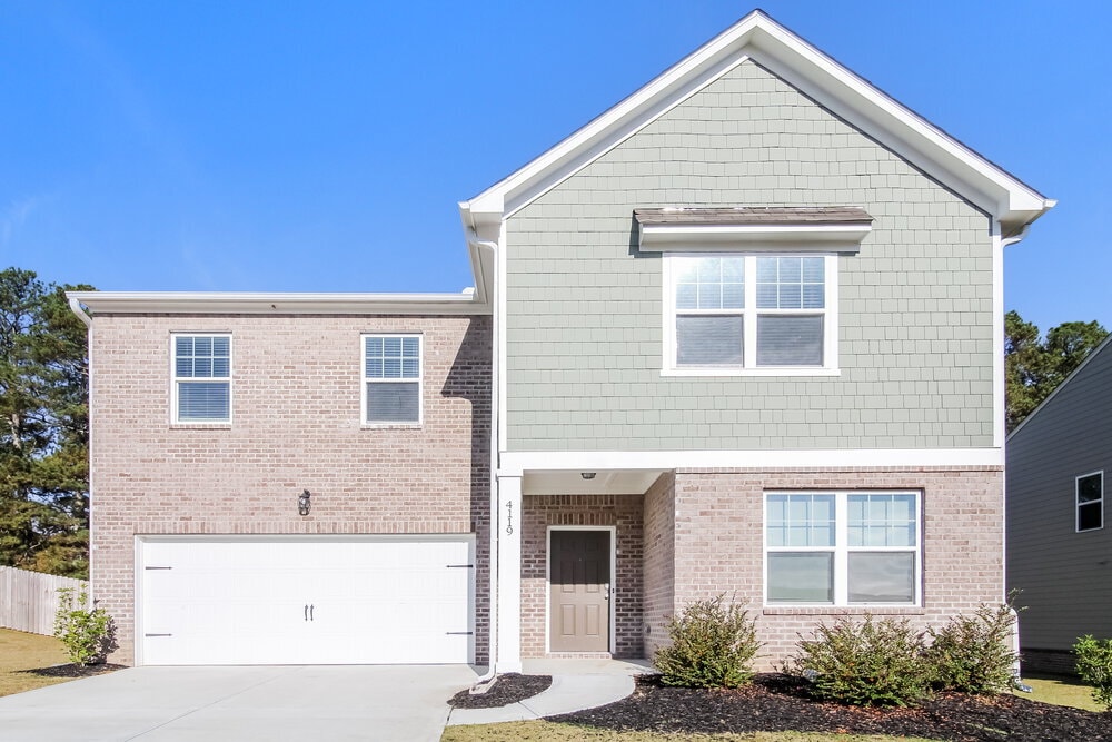 4119 Kendrick Cir in Loganville, GA - Building Photo