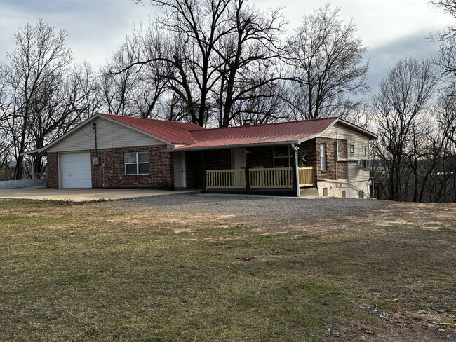 2383 Co Rd 3291 in Clarksville, AR - Building Photo - Building Photo