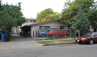 14206 Calvert St Apartments