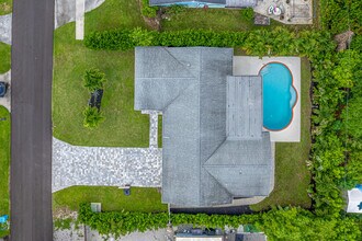 1107 SW 24th Ave in Boynton Beach, FL - Building Photo - Building Photo