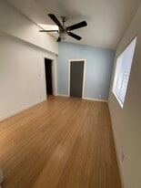 426 Casanova St in Los Angeles, CA - Building Photo