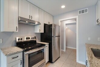 1703 Coronado Hills Dr in Austin, TX - Building Photo - Building Photo
